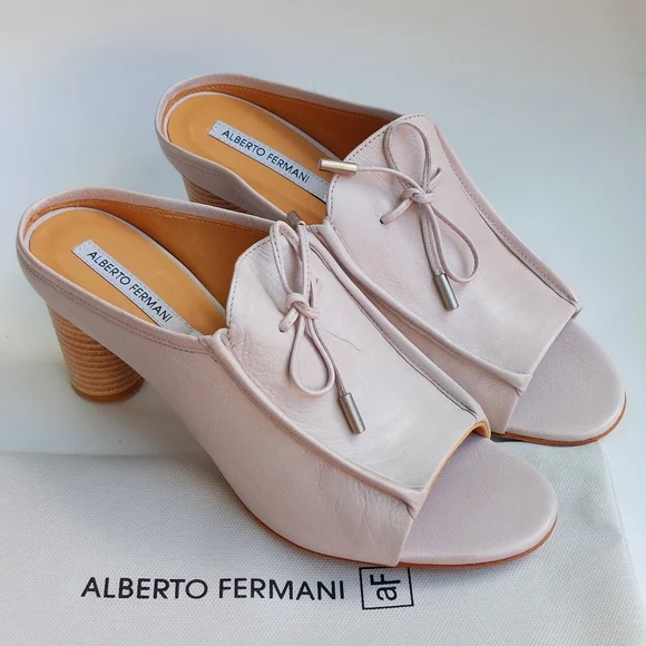 Alberto Fermani dove grey leather mules, EU40, NWT - Picture 1 of 10